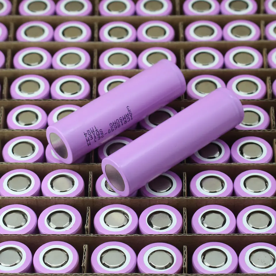 18650 Lithium Ion Battery 3.7v 2200mah 2600mah 3000mah Rechargeable Li-ion Battery Cell
