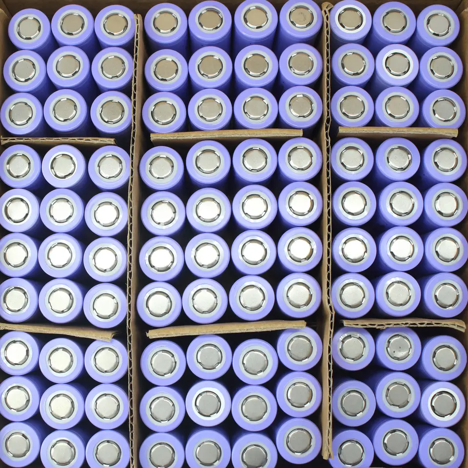18650 Lithium Ion Battery 3.7v 2200mah 2600mah 3000mah Rechargeable Li-ion Battery Cell
